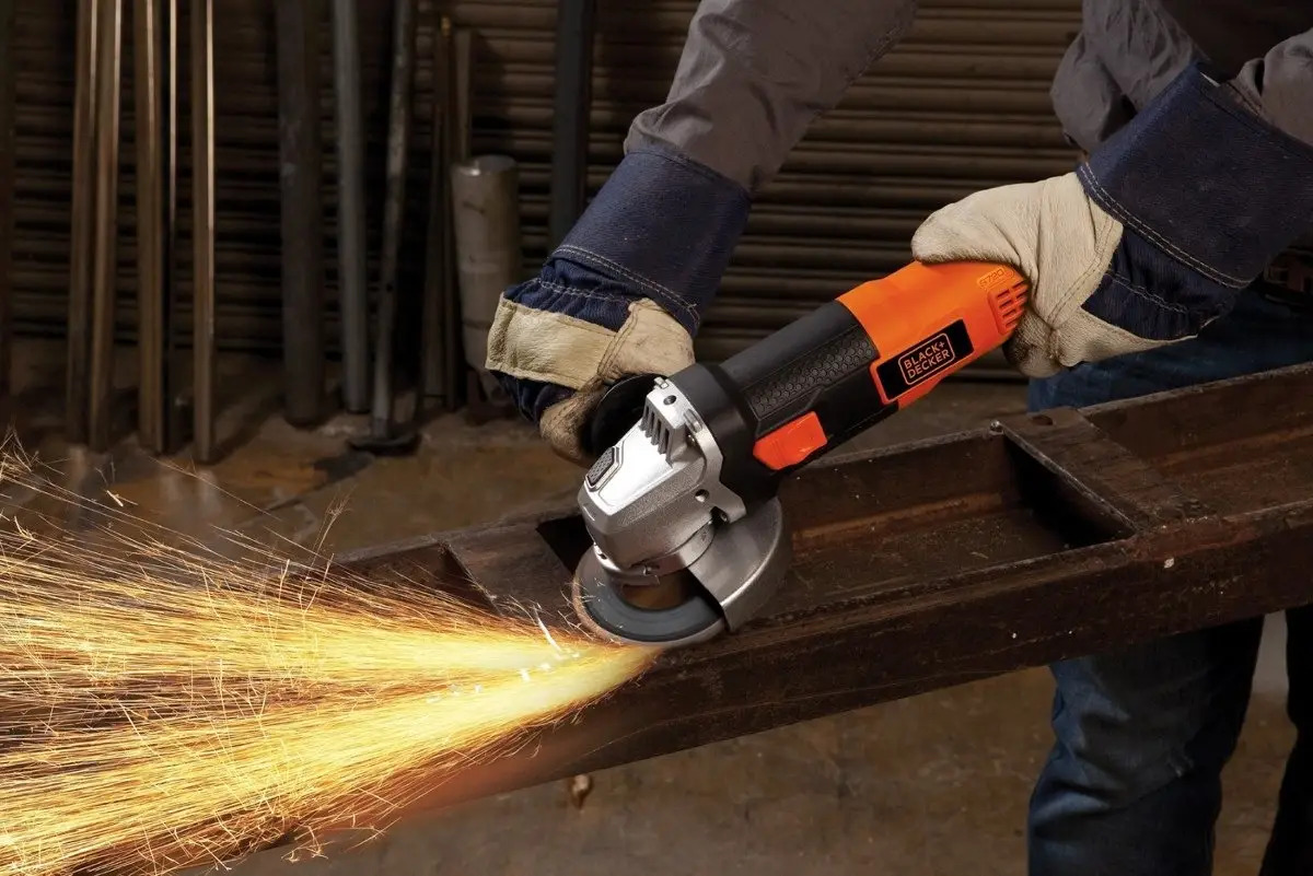 Amoladora Angular 115mm Black & Decker x820w G720
